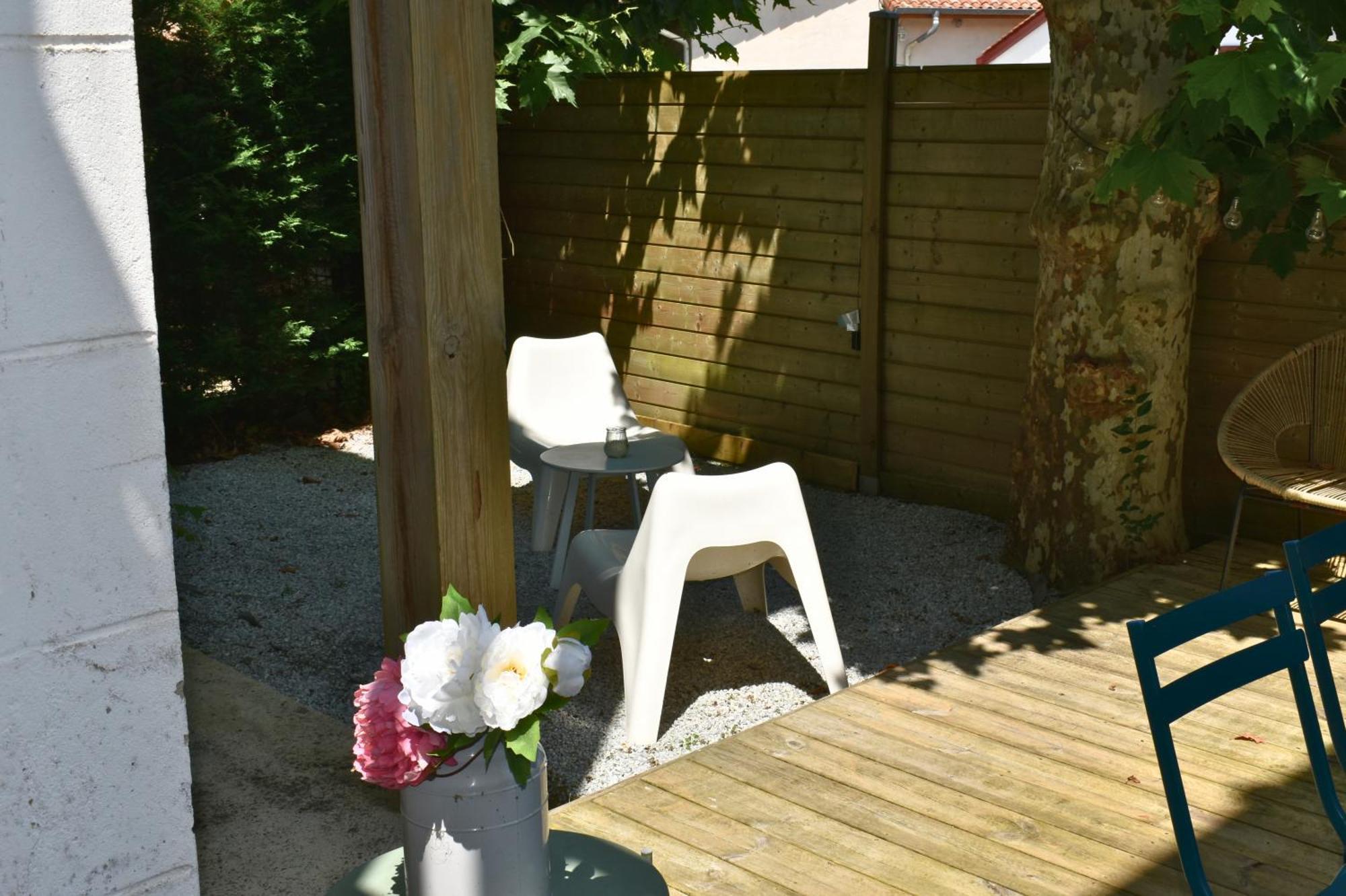 Villa Regis - Jardin-Parking-Wifi-Equipe Bayona Exterior foto