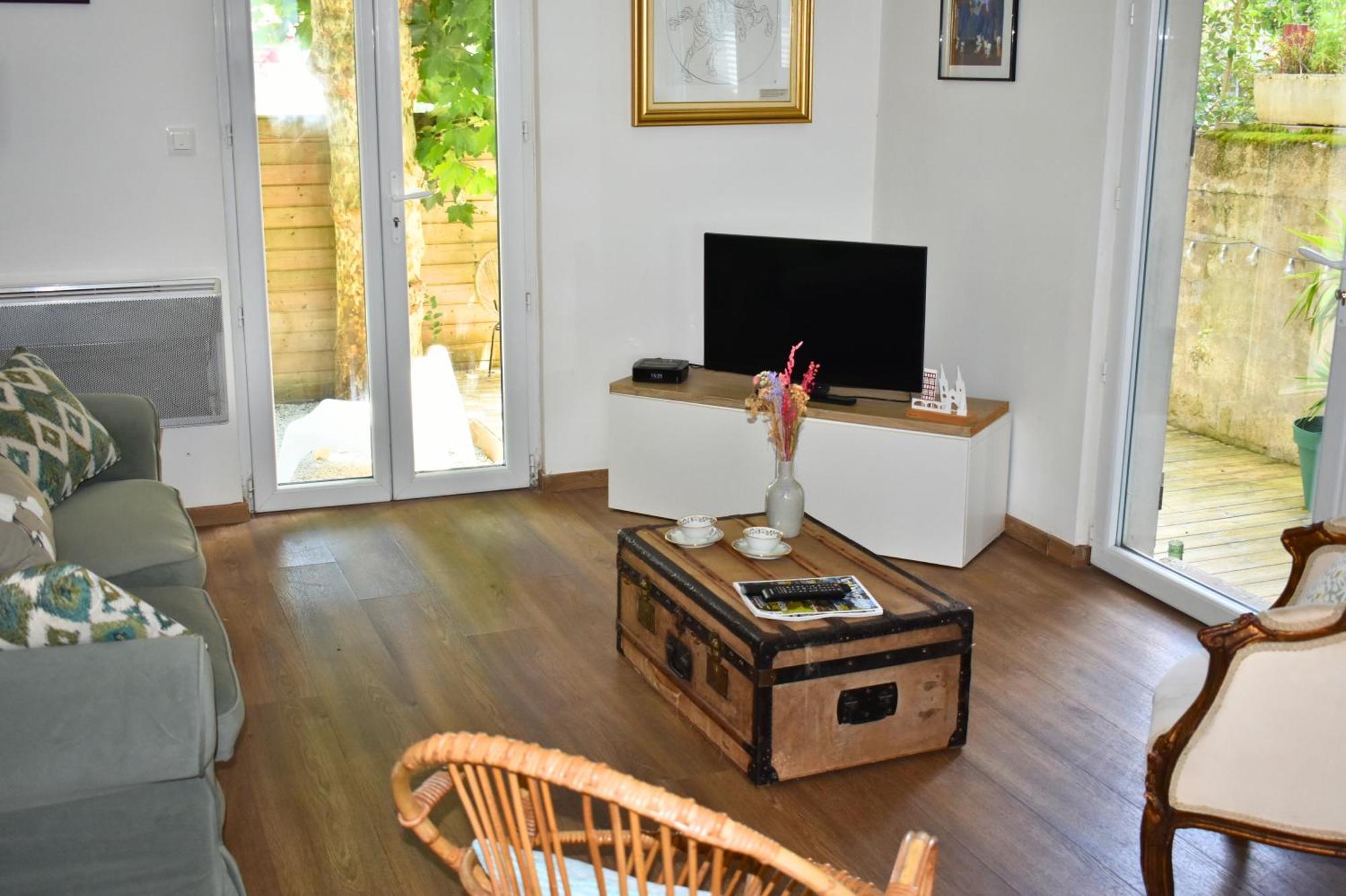 Villa Regis - Jardin-Parking-Wifi-Equipe Bayona Exterior foto